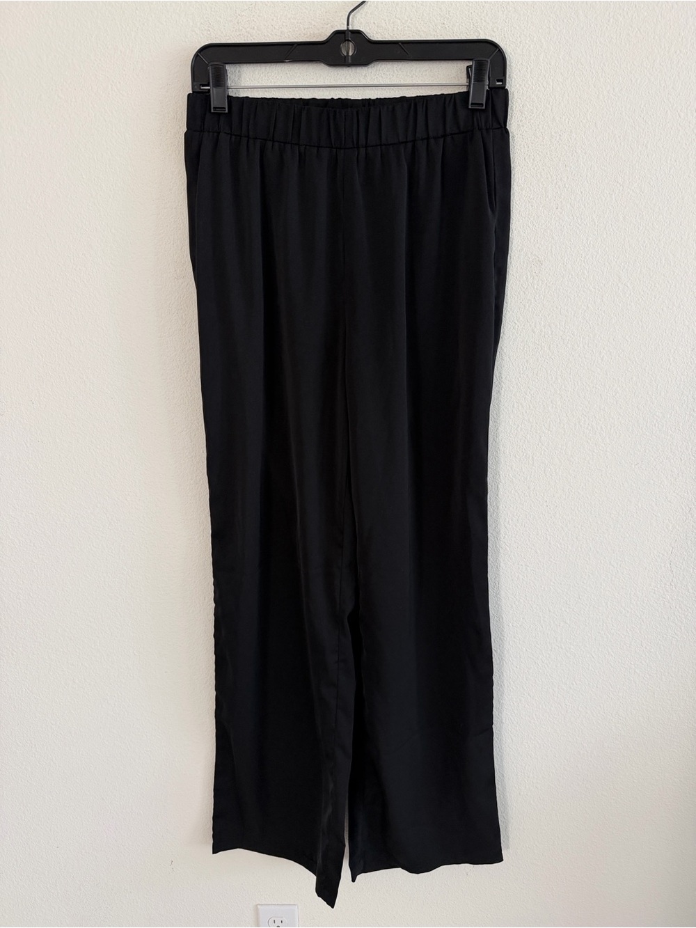 Meshki Elastic Waist Pull On Straight Leg Minimalist Black Pant